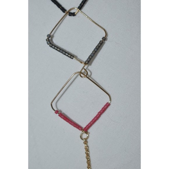 Ep Square And Hexagon Shaped Beaded Chain Necklace - Picture 9 of 9